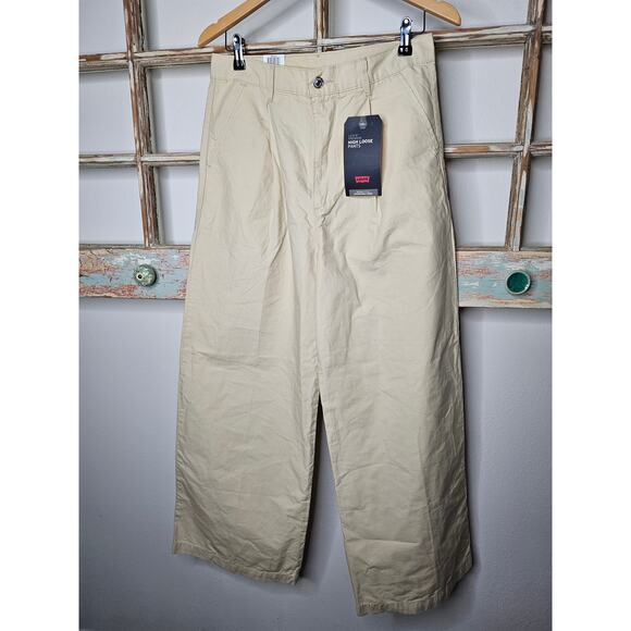NWT Levi's High Rise Loose Wide Straight Leg Khaki's size 30 - Picture 1 of 10